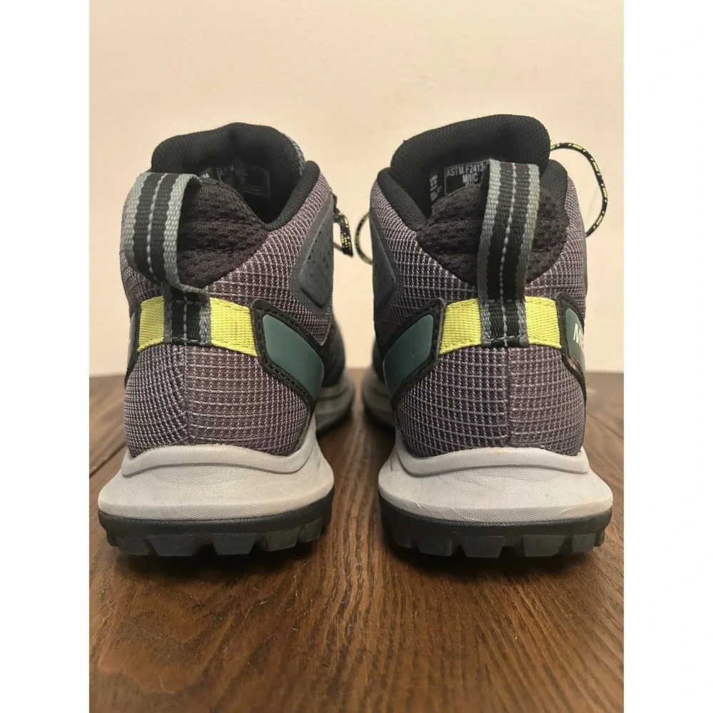 Merrell nova mid